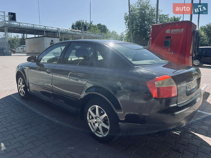 Седан Audi A4 2001 в Виннице
