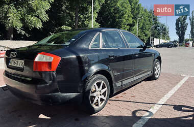 Седан Audi A4 2001 в 