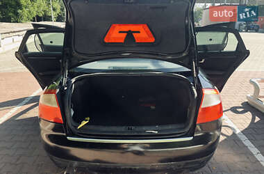 Седан Audi A4 2001 в 
