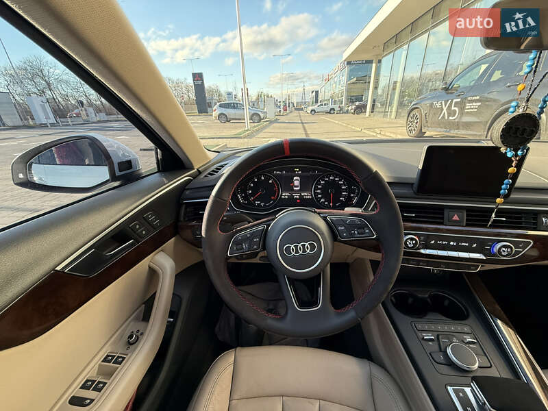 Седан Audi A4 2019 в Ивано-Франковске