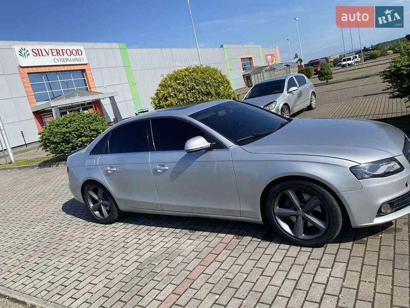 Седан Audi A4 2008 в Ужгороде