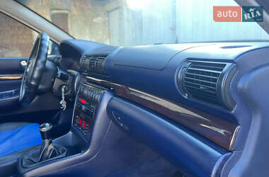 Универсал Audi A4 1998 в 