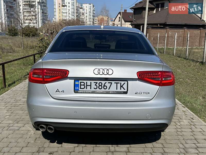 Седан Audi A4 2014 в Черноморске