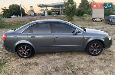 Седан Audi A4 2001 в 