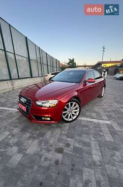 Седан Audi A4 2013 в Львові