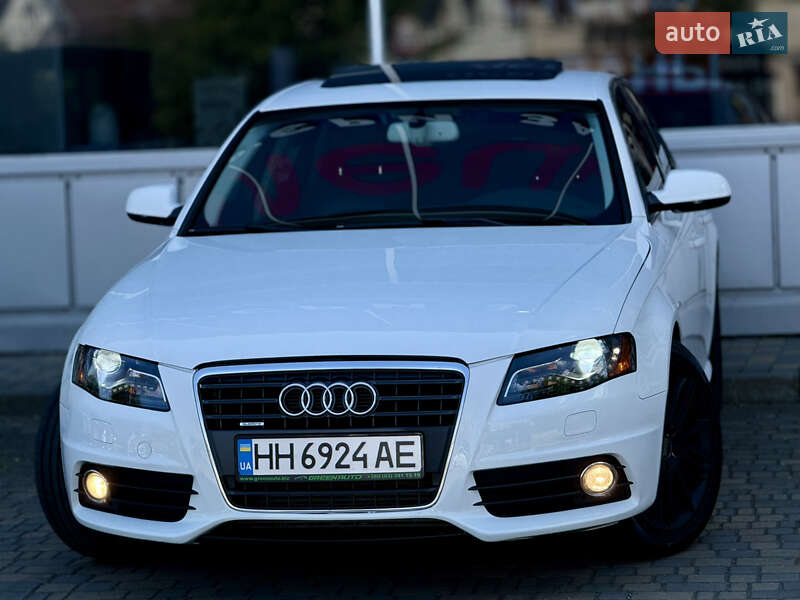 Седан Audi A4 2012 в Одессе