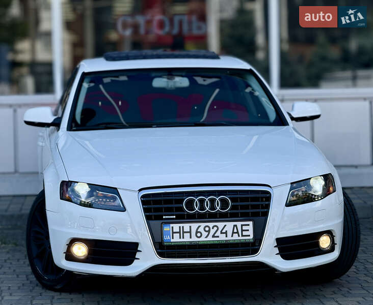 Седан Audi A4 2012 в Одессе