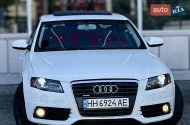 Седан Audi A4 2012 в 