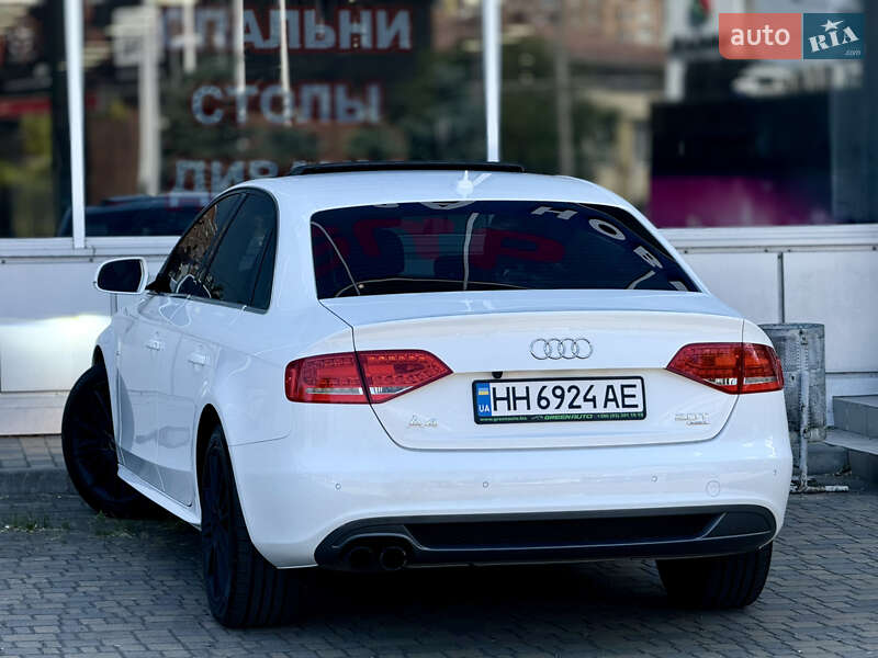 Седан Audi A4 2012 в Одессе