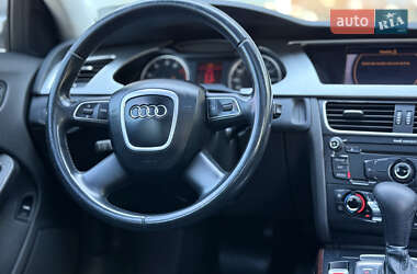 Седан Audi A4 2012 в 