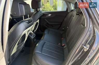 Седан Audi A4 2018 в 