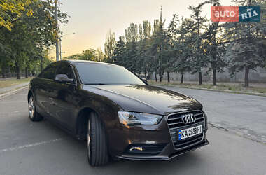 Седан Audi A4 2012 в Николаеве