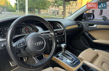 Седан Audi A4 2012 в Казатине