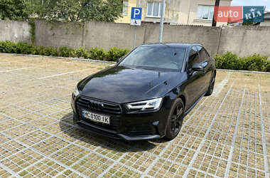 Седан Audi A4 2016 в 