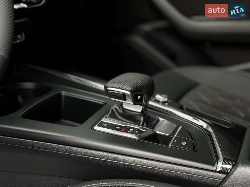 Универсал Audi A4 2021 в Львове