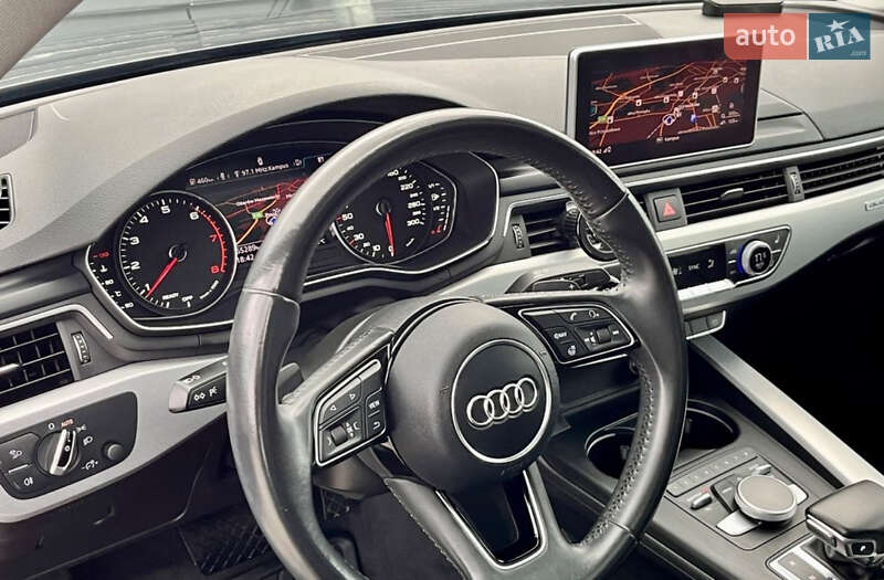 Седан Audi A4 2017 в Днепре
