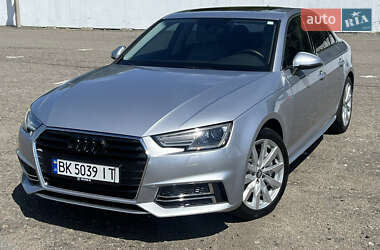 Седан Audi A4 2017 в Києві