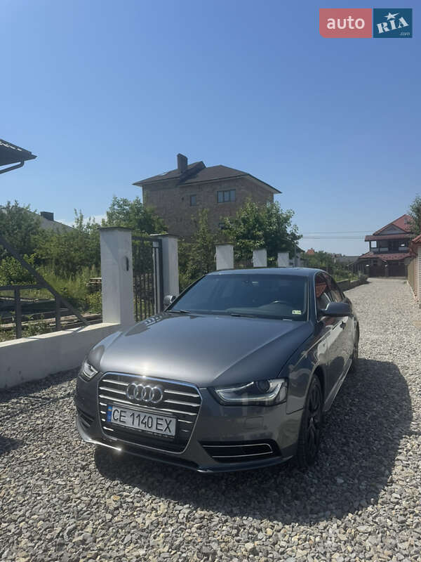 Седан Audi A4 2015 в Черновцах