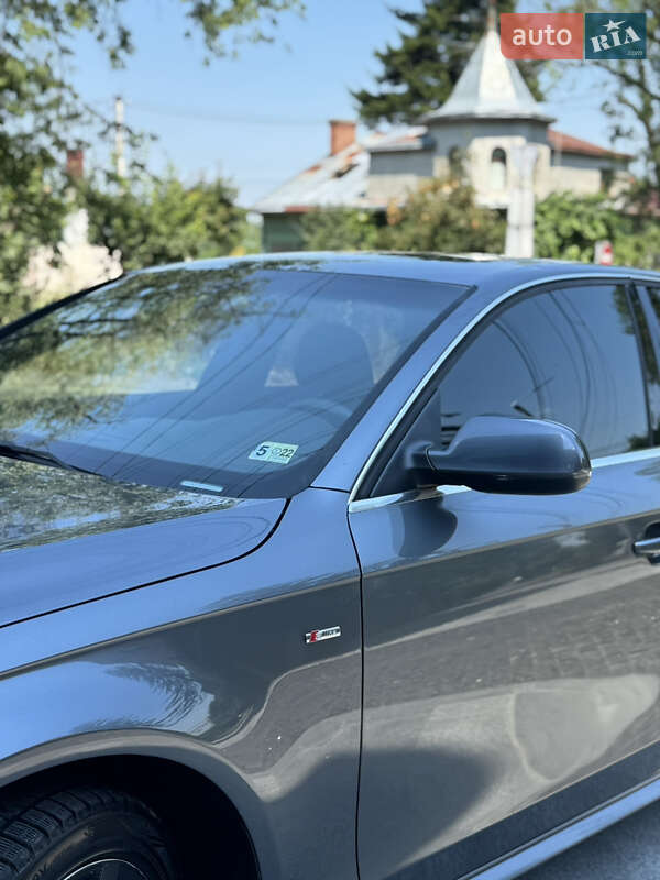 Седан Audi A4 2015 в Черновцах