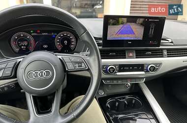 Универсал Audi A4 2019 в 