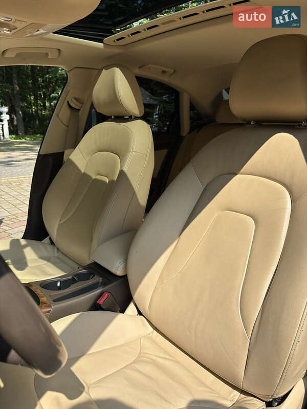 Седан Audi A4 2012 в Богородчанах