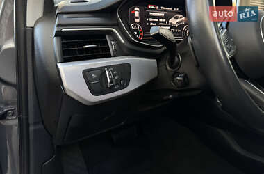 Седан Audi A4 2018 в 