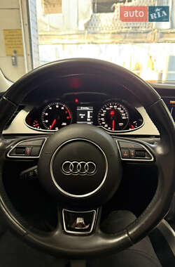 Седан Audi A4 2015 в 