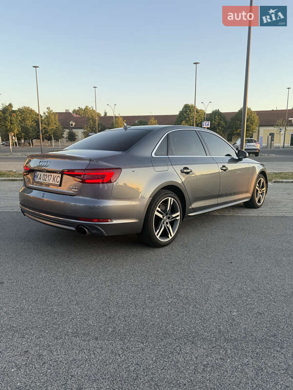 Седан Audi A4 2017 в Ужгороде