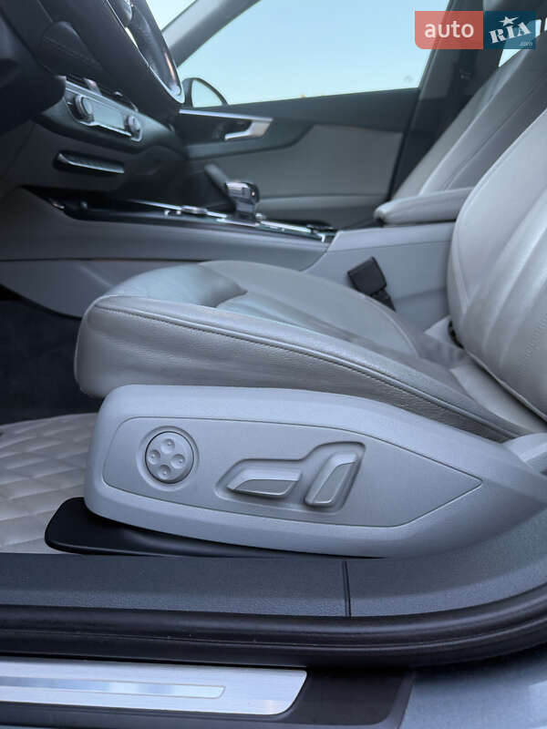 Седан Audi A4 2017 в Ужгороде