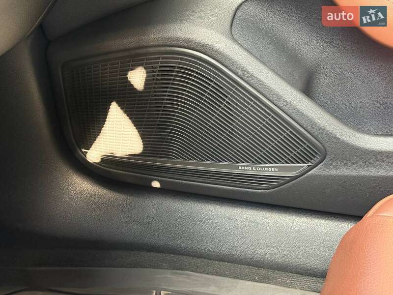 Седан Audi A4 2018 в Києві