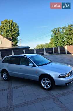 Универсал Audi A4 1996 в 