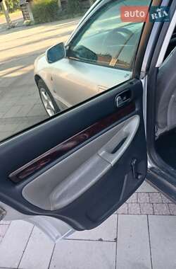 Универсал Audi A4 1996 в 