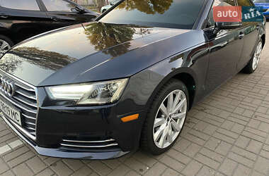 Седан Audi A4 2016 в 