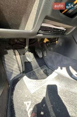 Седан Audi A4 2002 в 