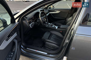 Седан Audi A4 2018 в 