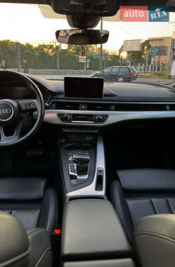 Седан Audi A4 2018 в 