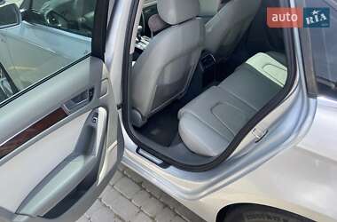 Седан Audi A4 2013 в 