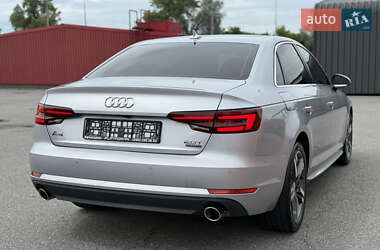 Седан Audi A4 2017 в 