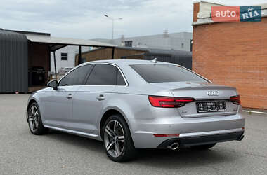Седан Audi A4 2017 в 