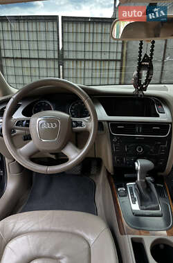 Седан Audi A4 2011 в 