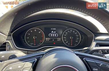 Седан Audi A4 2017 в 