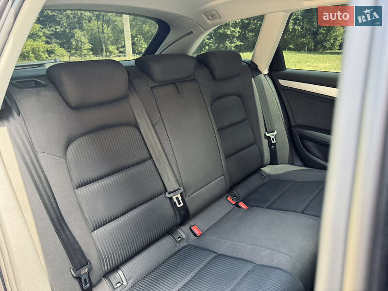 Универсал Audi A4 2011 в Бурштыне