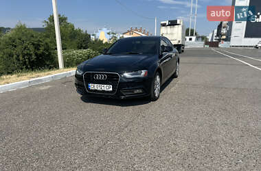 Седан Audi A4 2012 в 