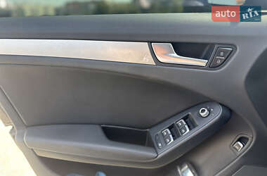 Седан Audi A4 2012 в 