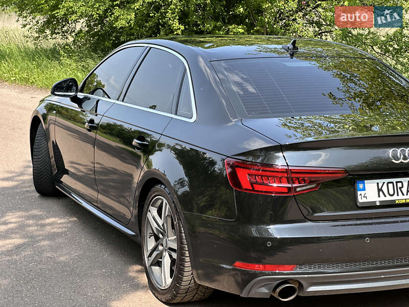 Седан Audi A4 2018 в Шептицькому