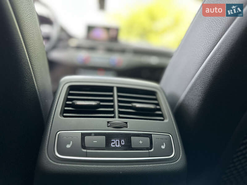 Седан Audi A4 2018 в Шептицькому