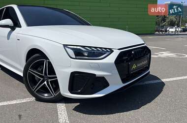 Седан Audi A4 2023 в 