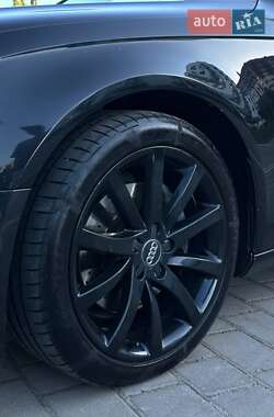 Седан Audi A4 2012 в 