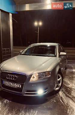 Седан Audi A4 2005 в Днепре
