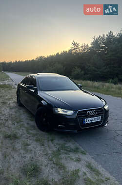 Седан Audi A4 2012 в Кременчуці